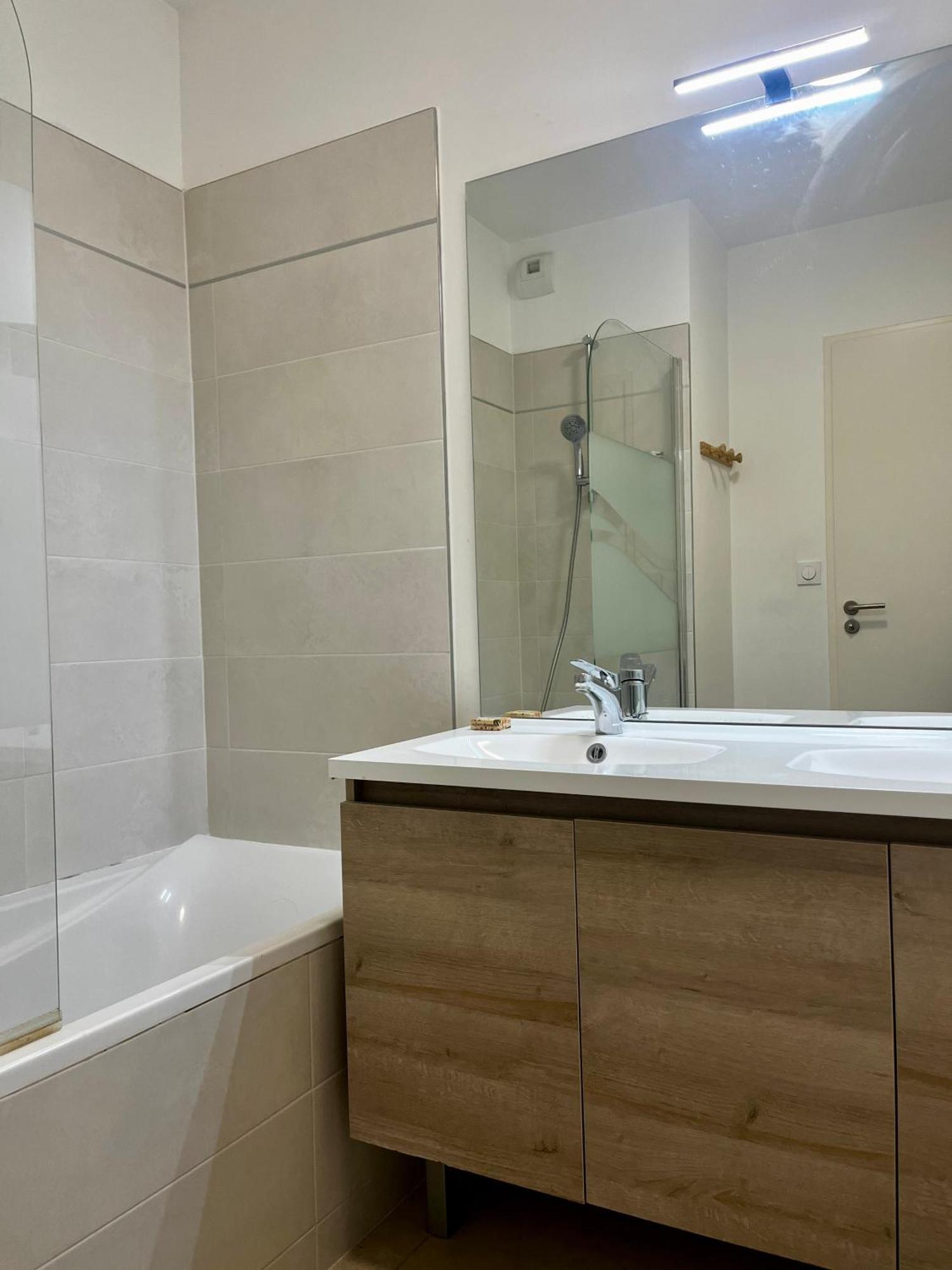 Duplex Piscine 3 Chambres Et Clim Proche Plages Villeneuve-lès-Maguelone Zewnętrze zdjęcie